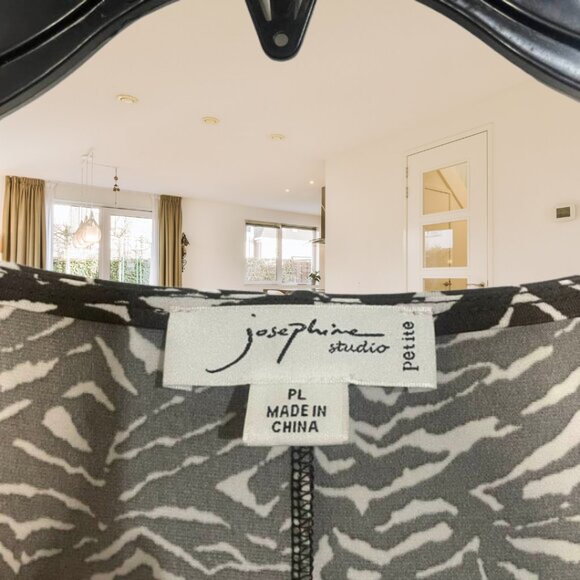 Josephine Studio Tiger Print Faux Wrap Dress – PL, Lightweight & Stretchy - Picture 8 of 12